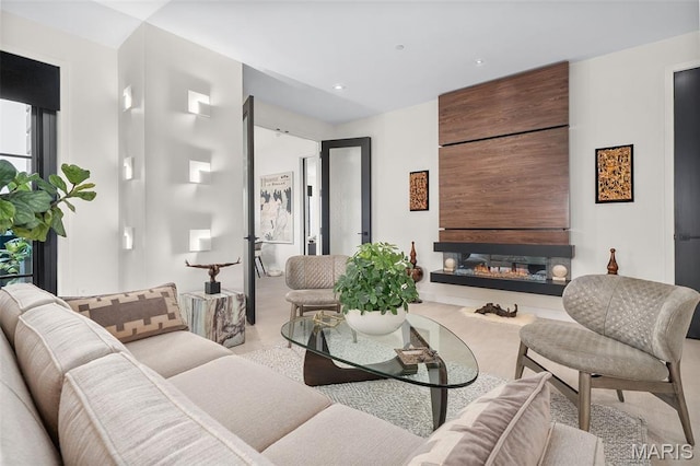 150 Carondelet Plz Unit 702, Clayton, MO 63105 - living area with recessed lighting