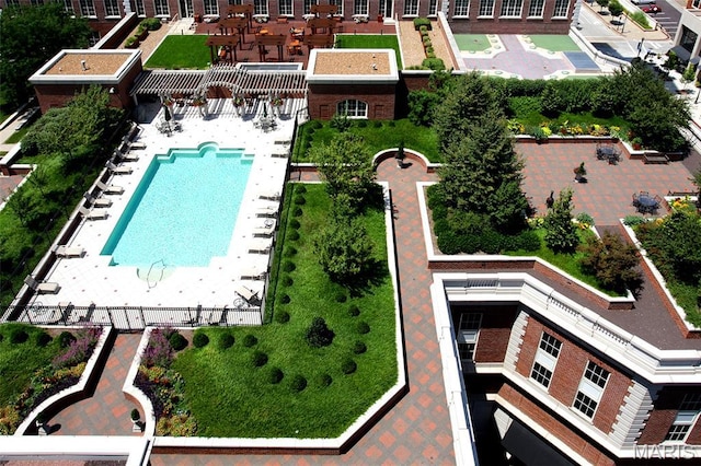 150 Carondelet Plz Unit 702, Clayton, MO 63105 - aerial view of a pool area