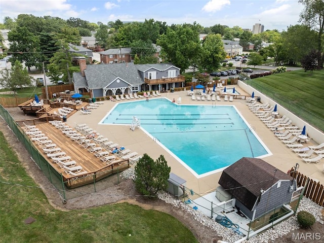 9177 Robin Ct, Brentwood, MO 63144 - community pool with a patio