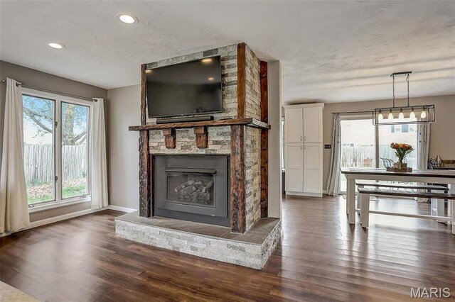 1051 Saint Clair St, Carlyle, IL 62231