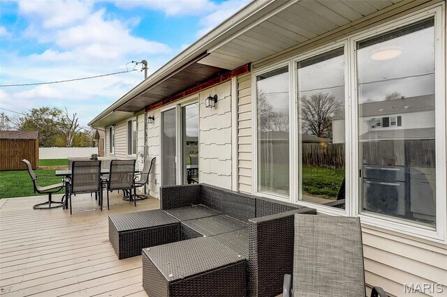 1051 Saint Clair St, Carlyle, IL 62231