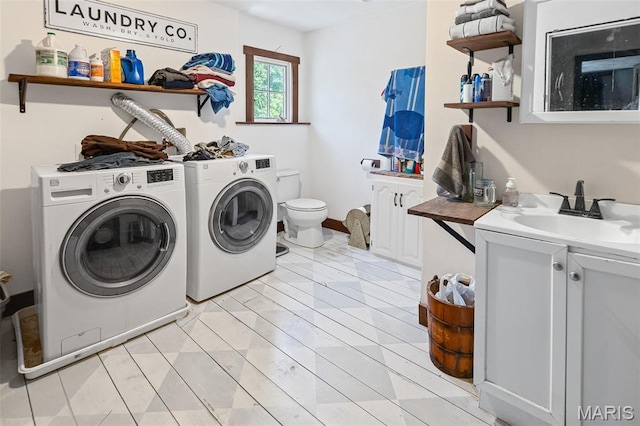 5423 Saxtown Rd, Millstadt, IL 62260 - washroom with washer and dryer