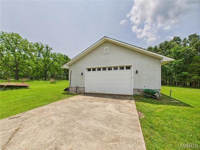 4862 State Highway 142e, Doniphan, MO 63935 - view of home's exterior featuring a yard, a detached garage, and an outdoor structure