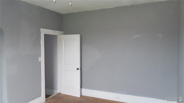 3018 N Vandeventer, Saint Louis, MO 63107 - spare room with baseboards