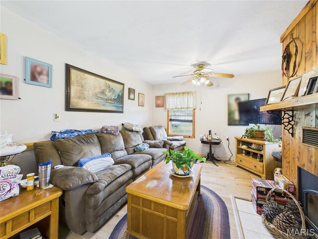 284 Wayne 349, Piedmont, MO 63957 - living room with ceiling fan and light wood-style floors