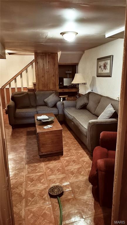 1500 Perryville Rd, Cape Girardeau, MO 63701 - living area featuring stairway and light flooring