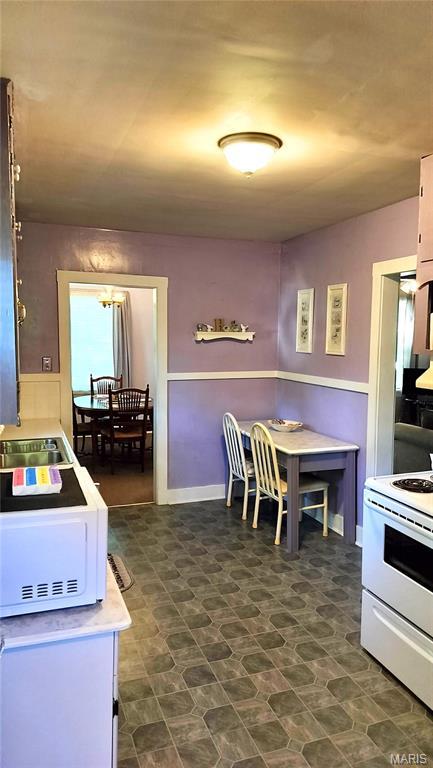 1500 Perryville Rd, Cape Girardeau, MO 63701 - view of dining room