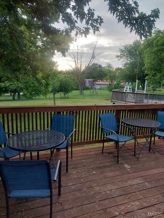 120 Oakland Dr, Hannibal, MO 63401 - photo 17