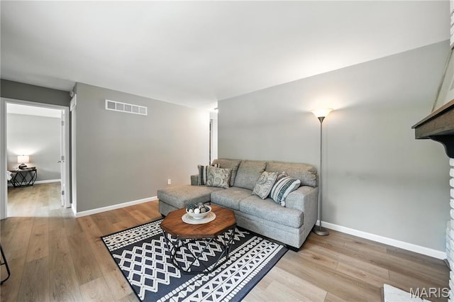 208 Mill Run Ln, Saint Peters, MO 63376 - living room featuring wood finished floors