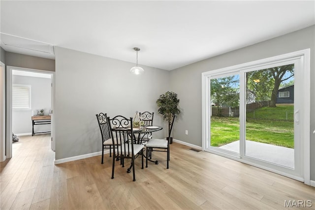 208 Mill Run Ln, Saint Peters, MO 63376 - dining room with light wood-type flooring