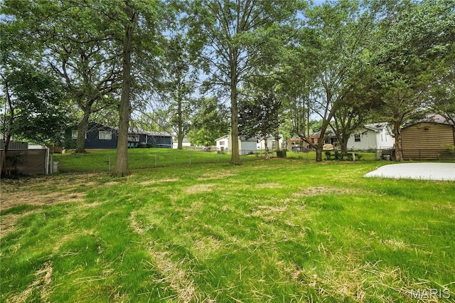 208 Mill Run Ln, Saint Peters, MO 63376 - view of yard
