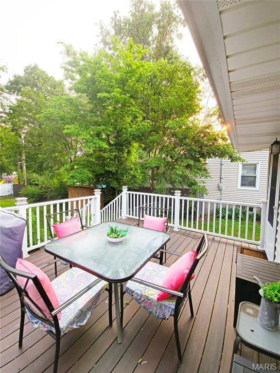 16 Regina Ct, Florissant, MO 63031 - photo 32