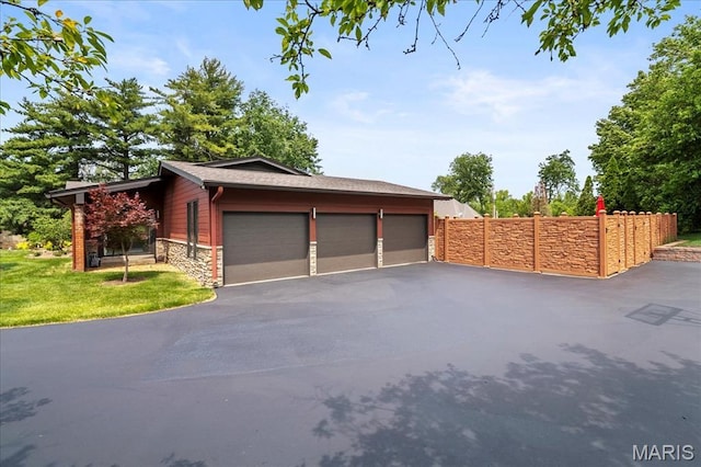 10947 Janridge Ln, Saint Louis, MO 63141