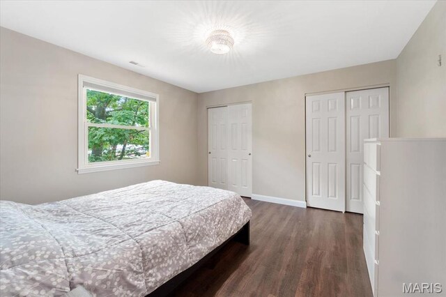 12378 Woodline Dr, Creve Coeur, MO 63141