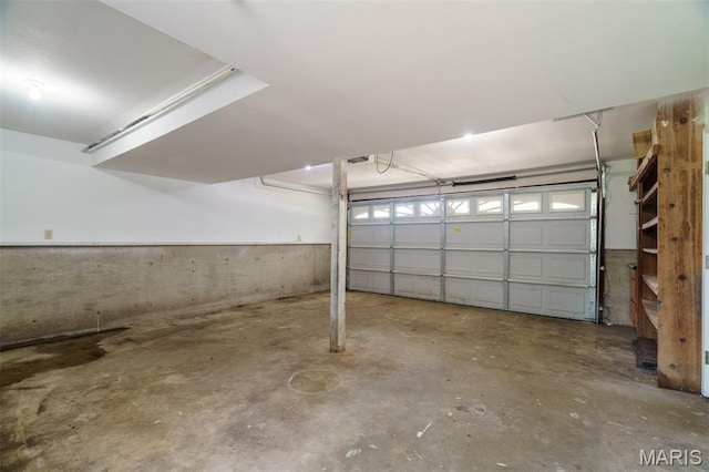1804 Meadow Ct, Rolla, MO 65401 - view of garage