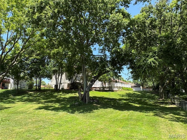 116 Shirewood Dr, Saint Charles, MO 63303 - view of yard