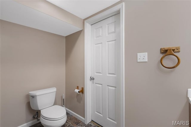 116 Shirewood Dr, Saint Charles, MO 63303 - bathroom with baseboards and toilet