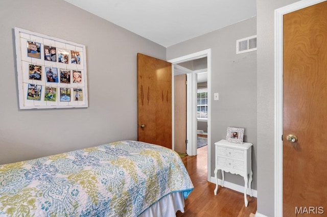 1400 Corinth Dr, Saint Louis, MO 63137 - photo 17