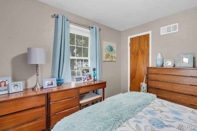 1400 Corinth Dr, Saint Louis, MO 63137 - photo 21
