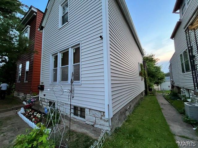 4341 Minnesota Ave, Saint Louis, MO 63111 - photo 2