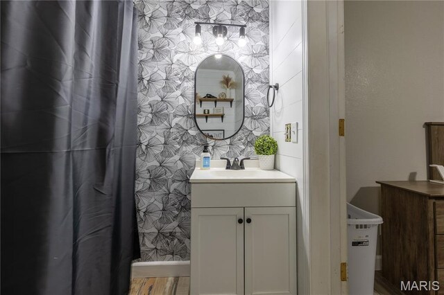 108 Karen St, Sikeston, MO 63801 - bathroom featuring vanity