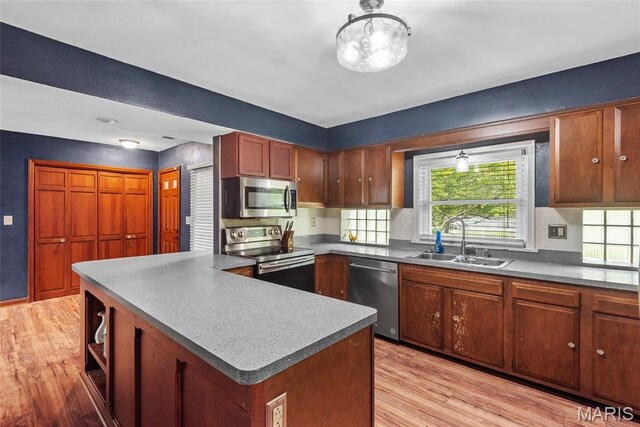 612 Cass Ave, Edwardsville, IL 62025