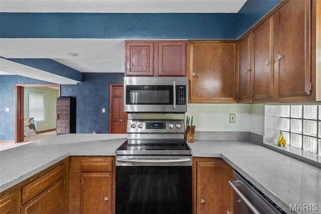612 Cass Ave, Edwardsville, IL 62025