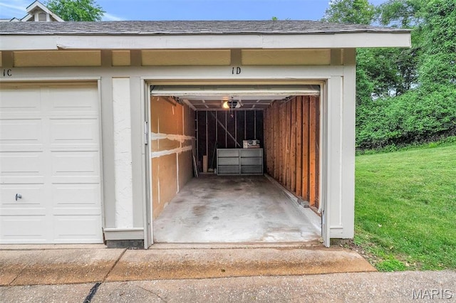 2303 Yosemite Park Ct Unit E, Maryland Heights, MO 63043 - view of garage