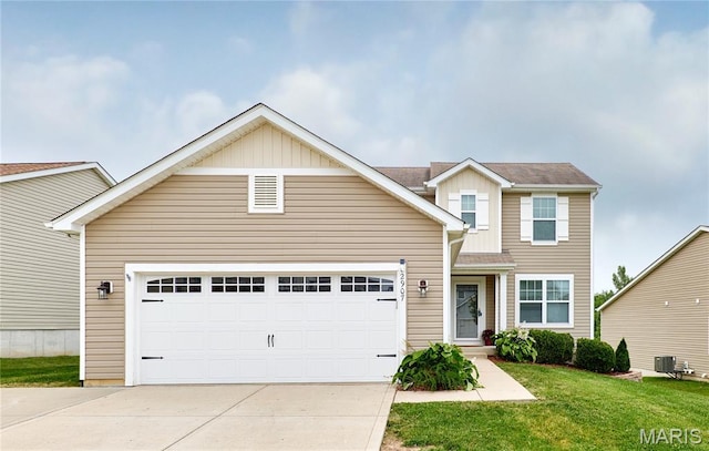 2907 Preston Woods Trl, Lake St Louis, MO 63367 - traditional home featuring driveway, board and batten siding, a front yard, and an attached garage