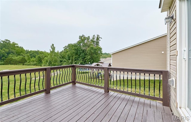2907 Preston Woods Trl, Lake St Louis, MO 63367 - deck with a lawn