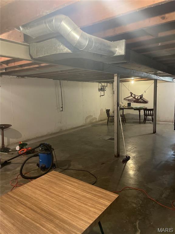 60 La Venta Dr, Florissant, MO 63031 - view of unfinished basement
