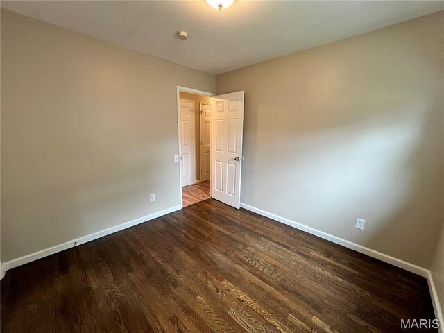 4401 Rhine Dr, Florissant, MO 63033