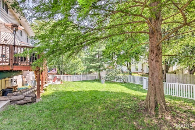 10 Forest Pine Ct, Ofallon, MO 63368 - fenced backyard with a deck