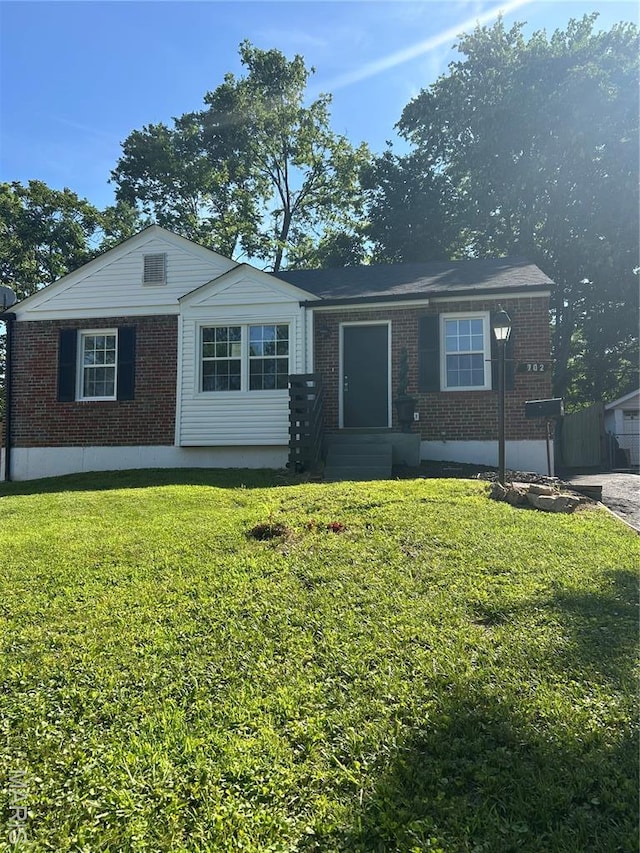 702 Crompton Ct, Saint Louis, MO 63126 - single story home featuring brick siding