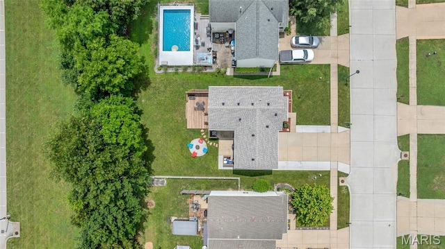220 Preserve Park Pl, Wentzville, MO 63385 - drone / aerial view of a pool area