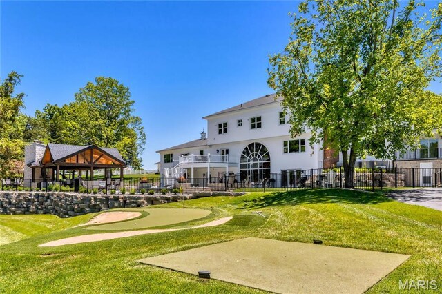 5425 Independence Rd, Weldon Spring, MO 63304 - surrounding community featuring a putting area and a gazebo