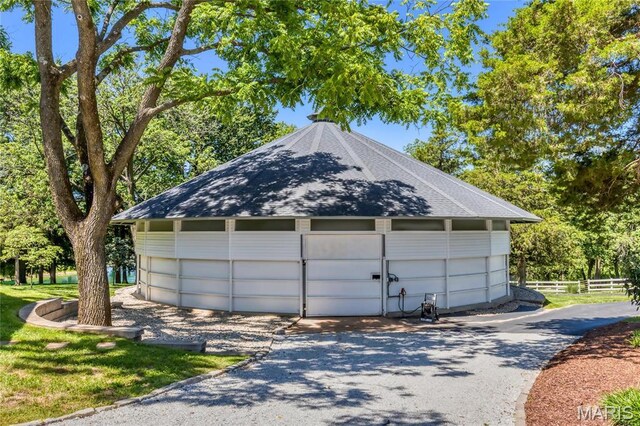 5425 Independence Rd, Weldon Spring, MO 63304 - view of garage