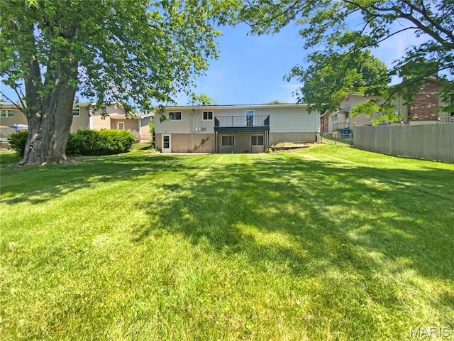 313 Pralle Ln, Saint Charles, MO 63303 - view of back of house