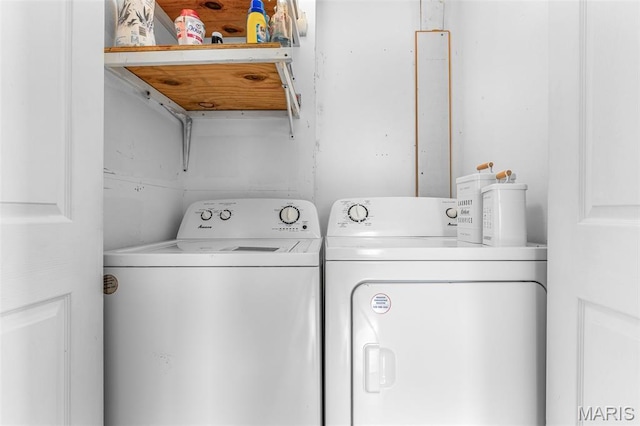 1121 N Desloge Dr Unit J-2, Desloge, MO 63601 - washroom with independent washer and dryer