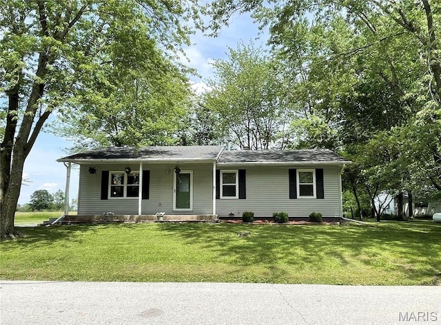 709 N Livingston, Shelbina, MO 63468 - photo 1