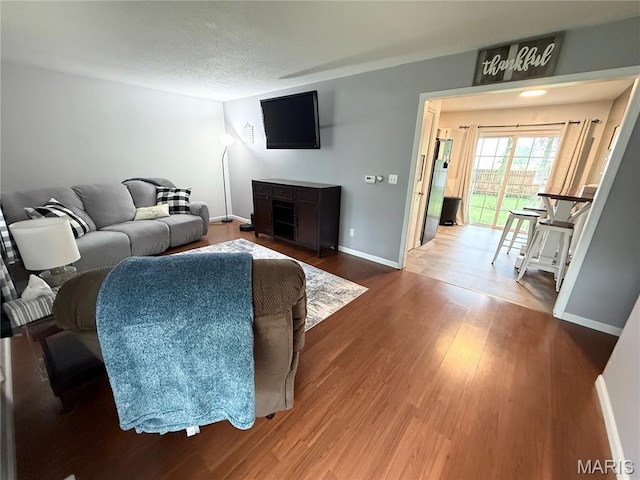 709 N Livingston, Shelbina, MO 63468 - photo 4
