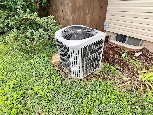 873 White Rd, Montgomery City, MO 63361 - exterior view of a central AC unit