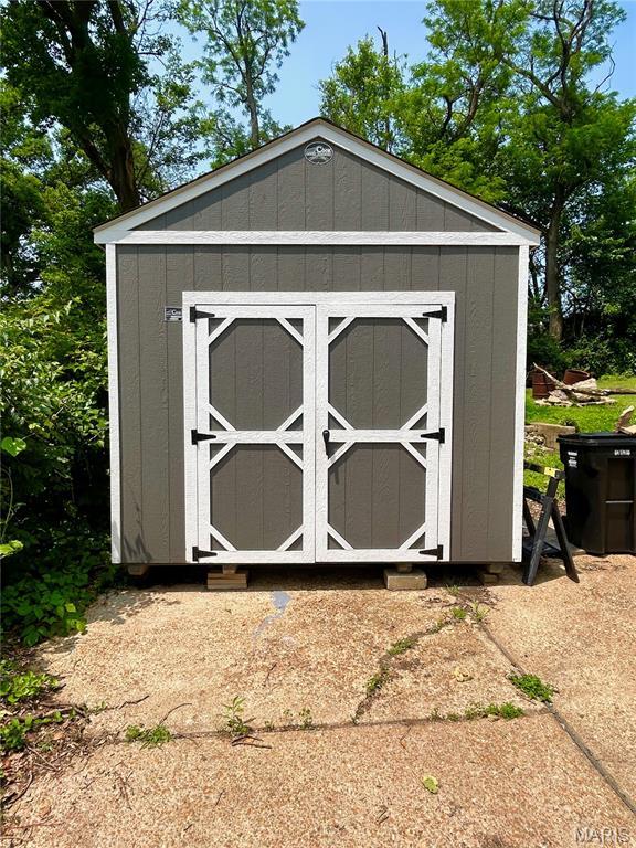 10643 Thorpe Ave, Saint Louis, MO 63114 - photo 5