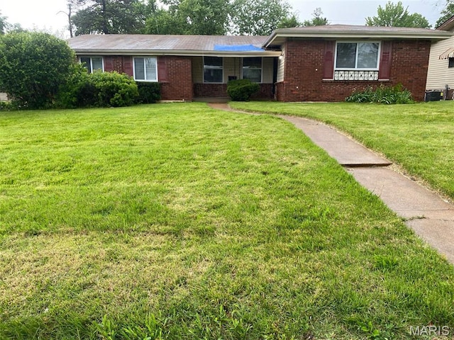 2571 Burchard Dr, Saint Louis, MO 63136 - photo 1