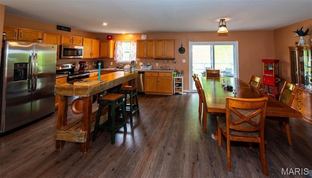 1532 Saint Charles Dr, Hillsboro, MO 63050