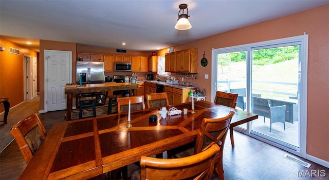 1532 Saint Charles Dr, Hillsboro, MO 63050