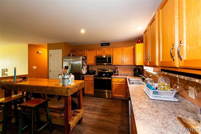 1532 Saint Charles Dr, Hillsboro, MO 63050