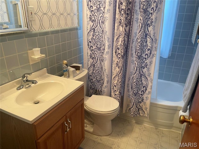 1034 Chelsea Ave, Glendale, MO 63122 - full bath featuring vanity, tile walls, and shower / tub combo with curtain