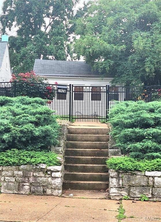 1928 Arsenal St, Saint Louis, MO 63118 - view of property's community