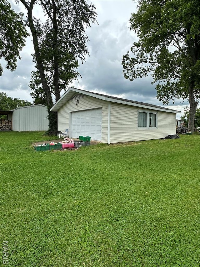 3120 2nd St, Doe Run, MO 63637 - view of detached garage